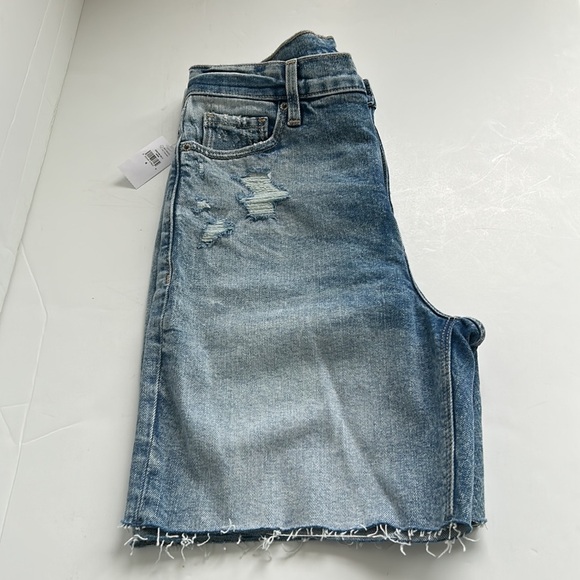 NWT Old Navy high waisted zip closure distressed faded blue 7” jean short cutoff - Picture 13 of 15